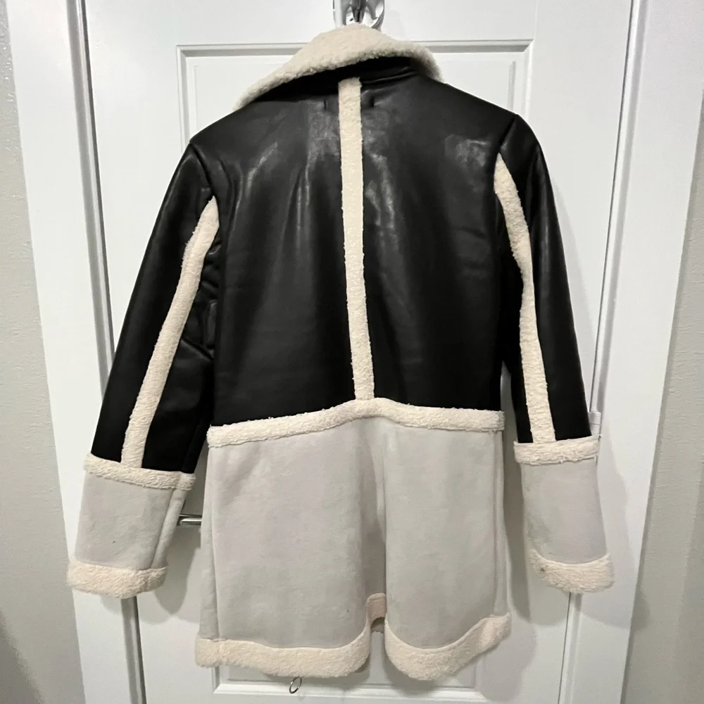 Jacket - Picture 2 of 4